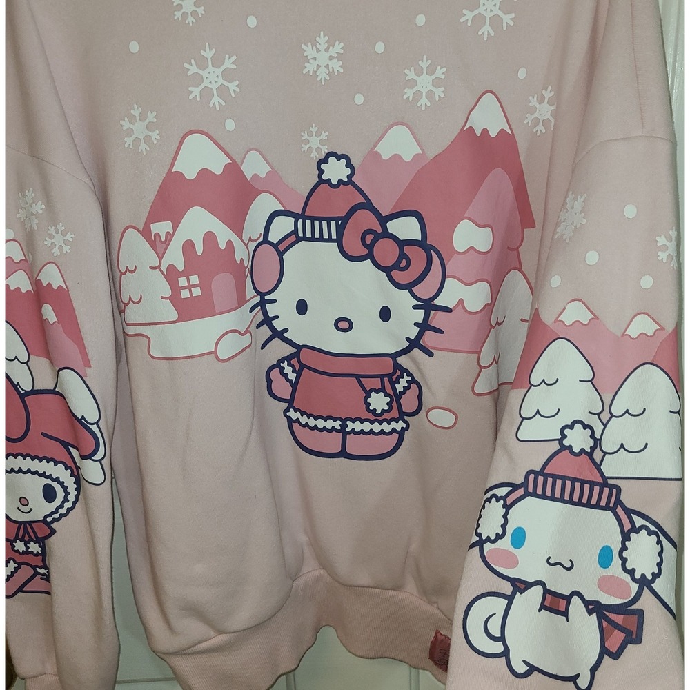 Hello Kitty & Friends Sanrio Winter Scene Fleece Crew Neck Sweatshirt S Pink